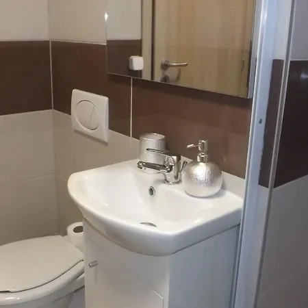 Gesztenye Apartman Lägenhet *